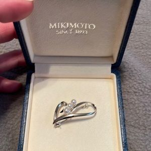 Mikimoto heart silver and pearl brooch never worn in box from Japan